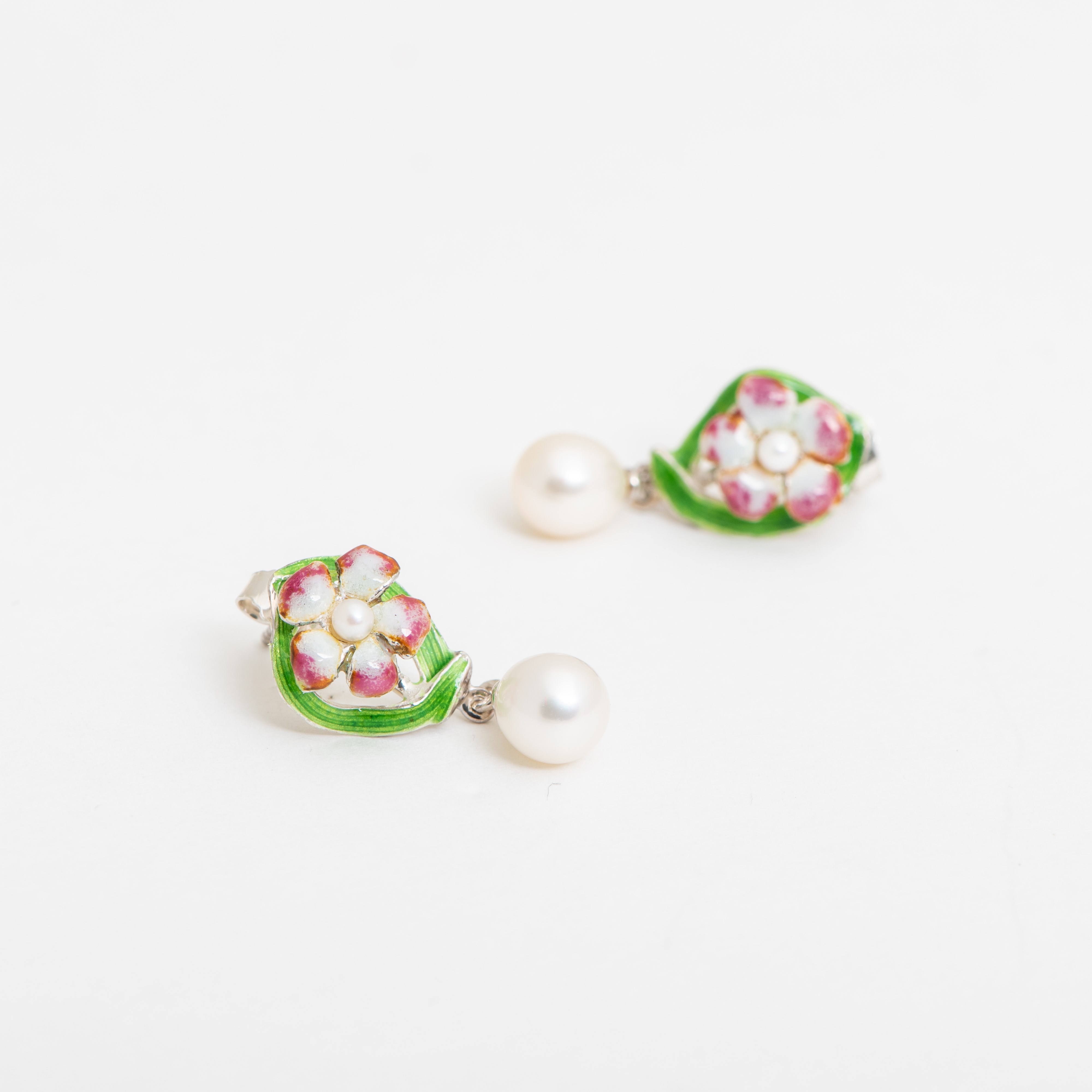 Boucles d'oreilles émail Damast
