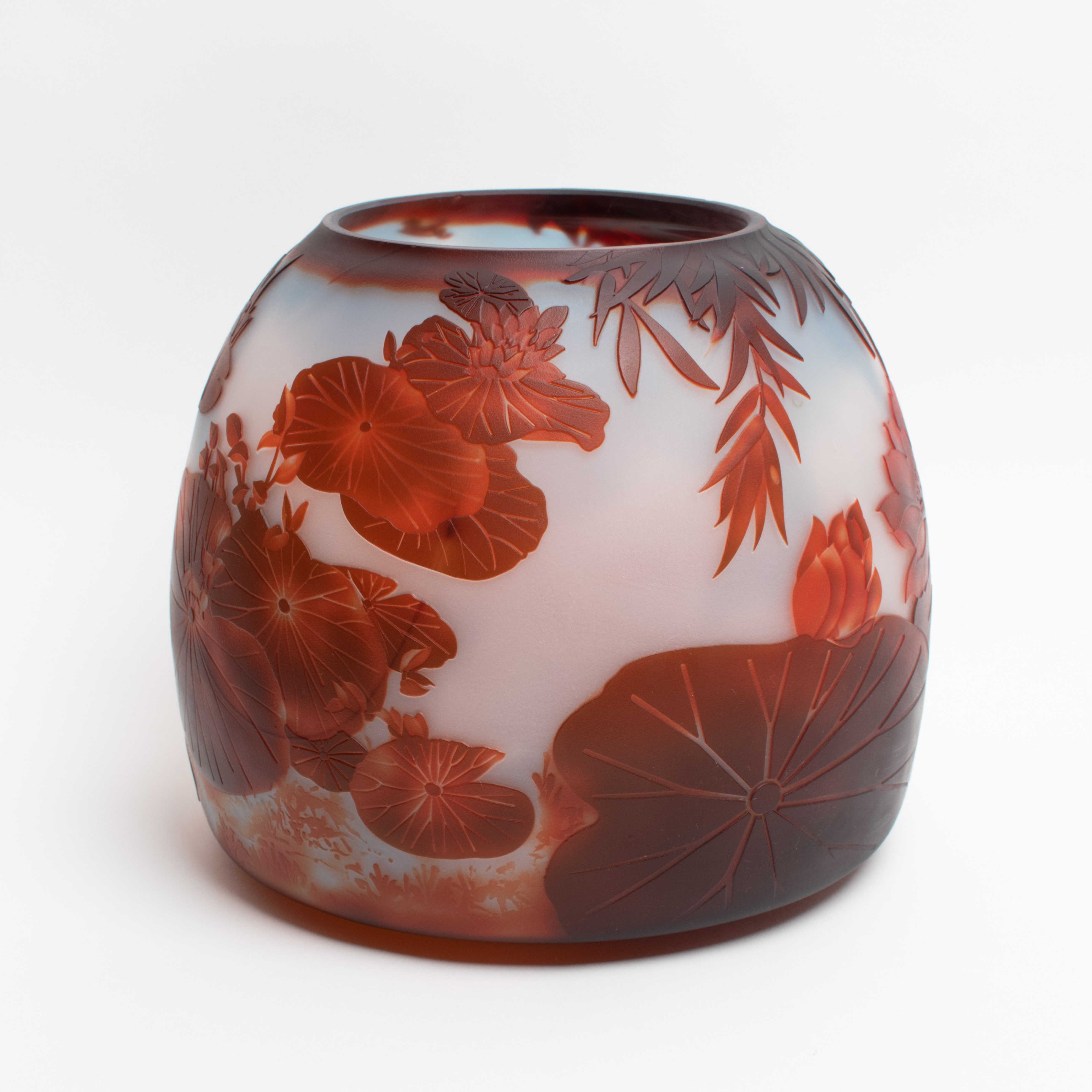 Vase en verre camée 