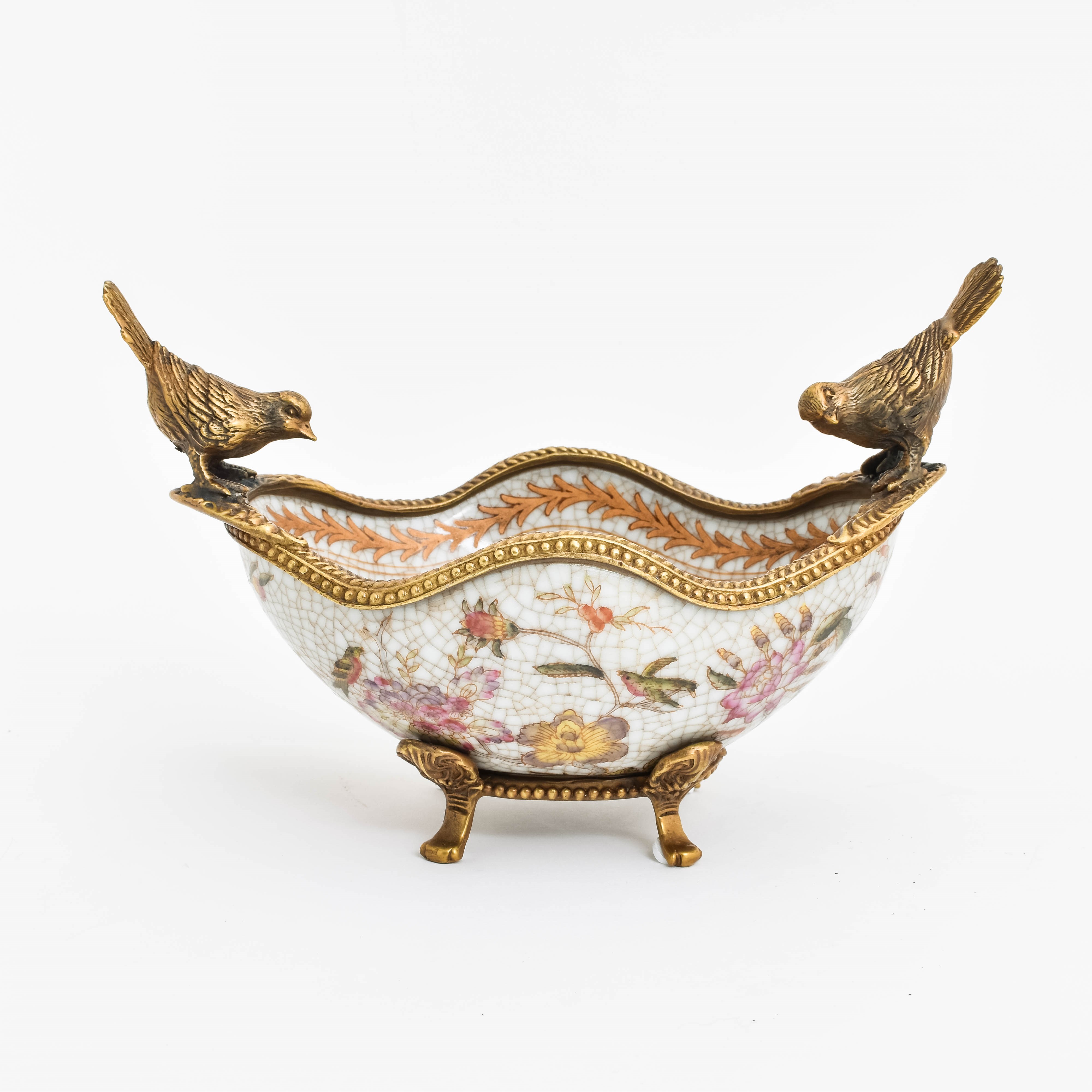 Bol en porcelaine avec oiseaux