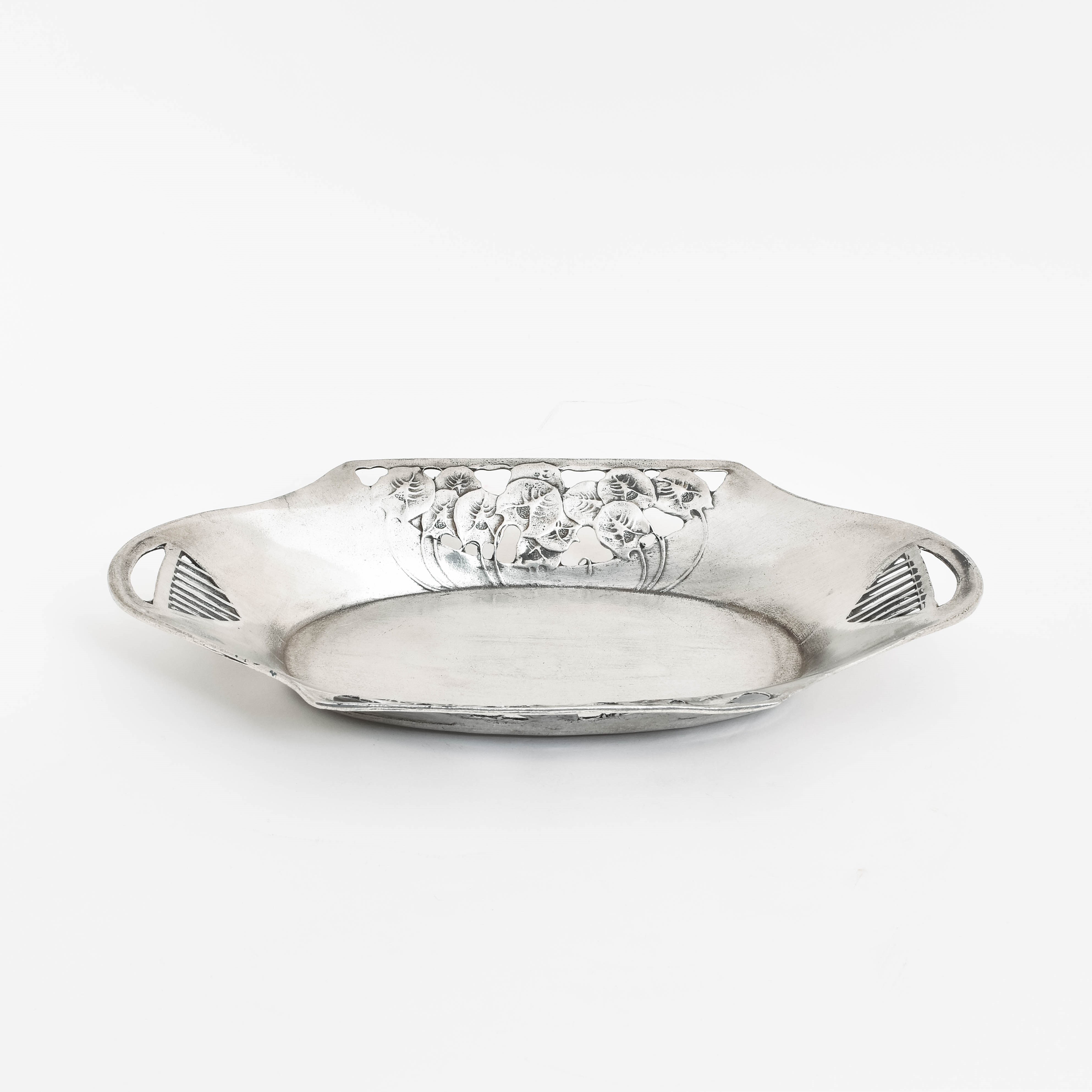 Assiette en fer-blanc Alto