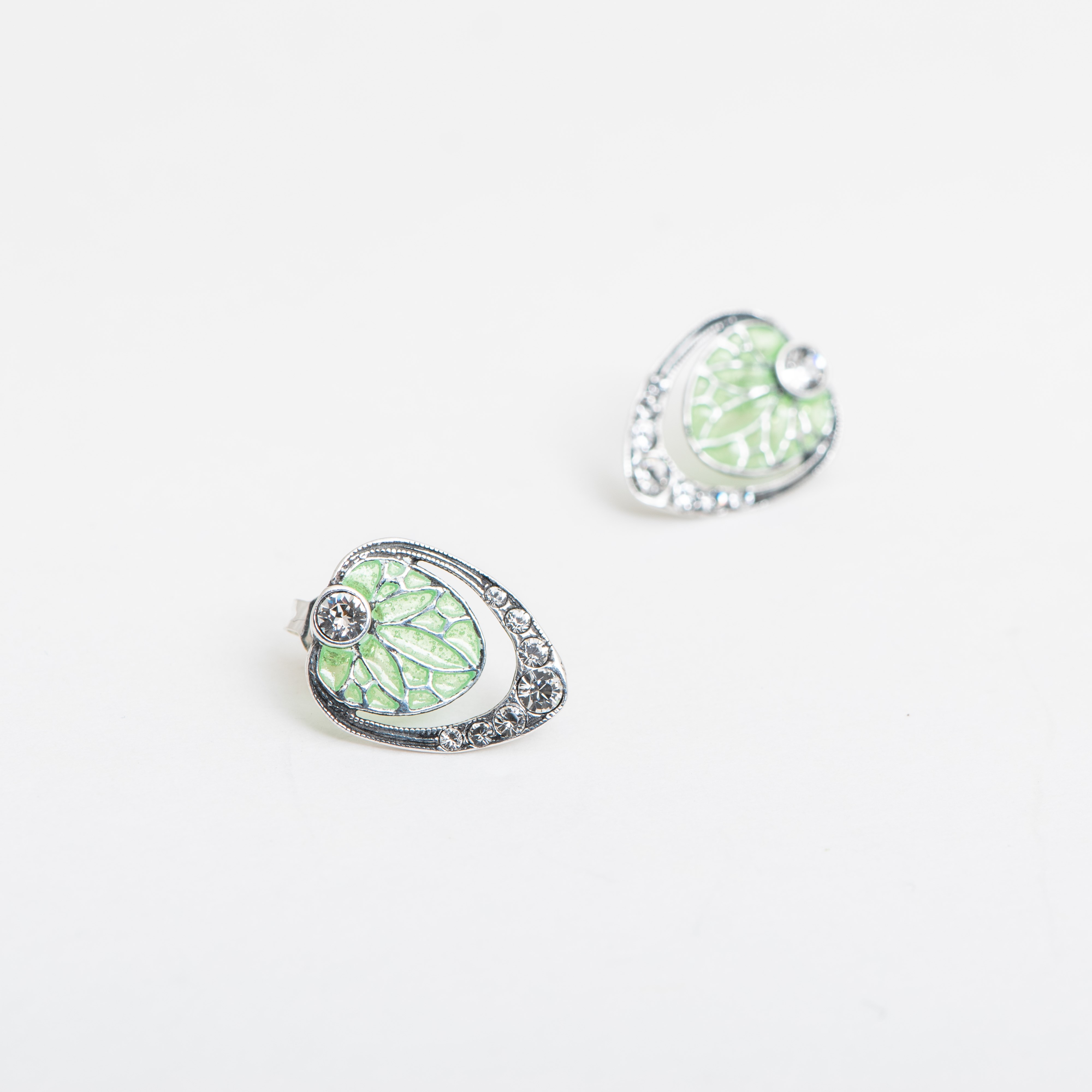 Boucles d'oreilles émail vert Vanmij