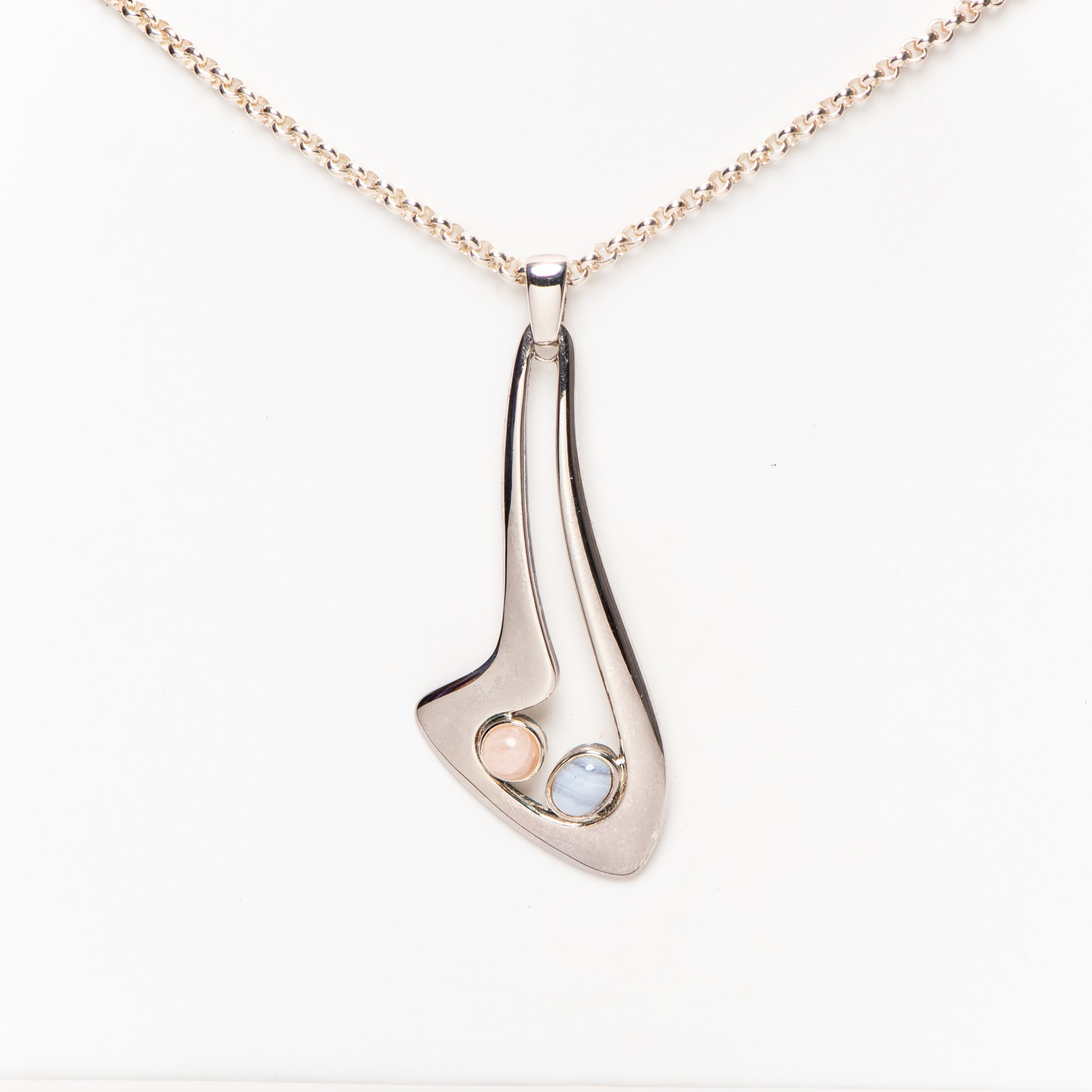 Collier Vitae