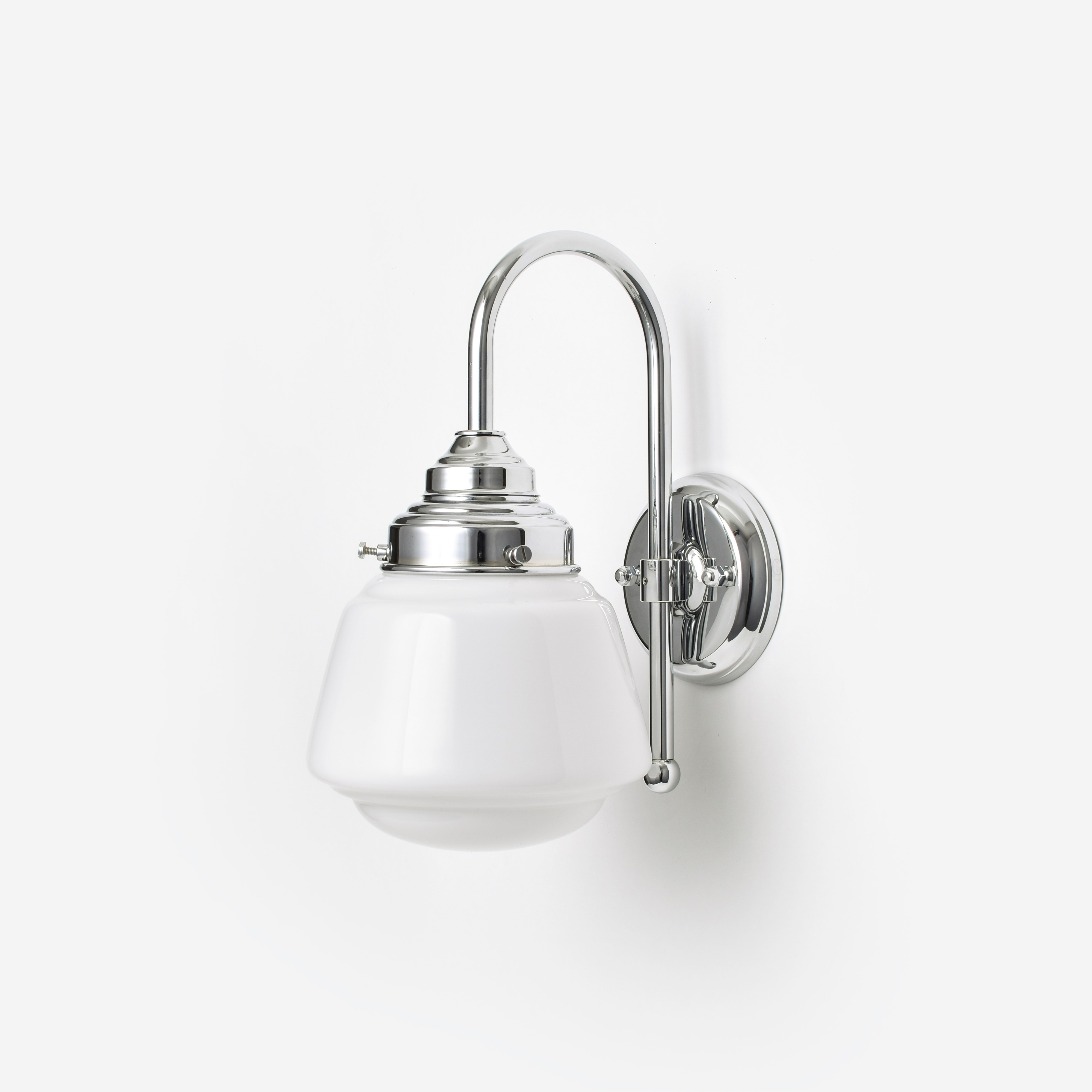 Applique Murale High Button Meander Chrome