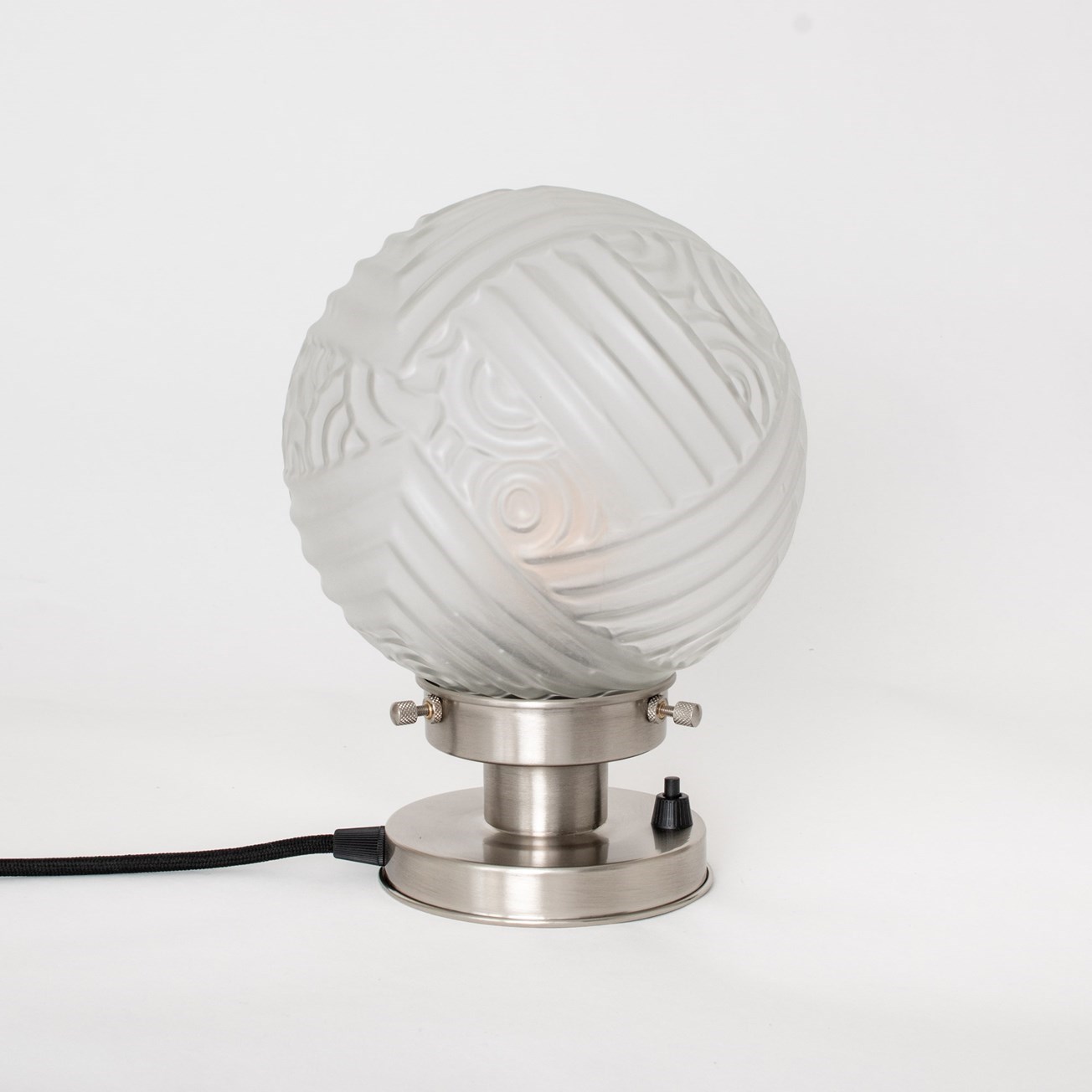 Lampe de Table Nouveau Romance 20's Nickel Mat