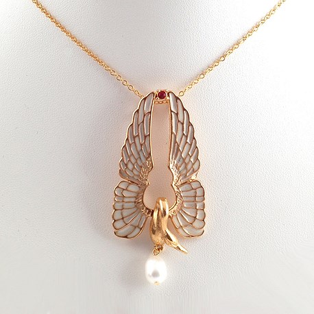 Collier Swan